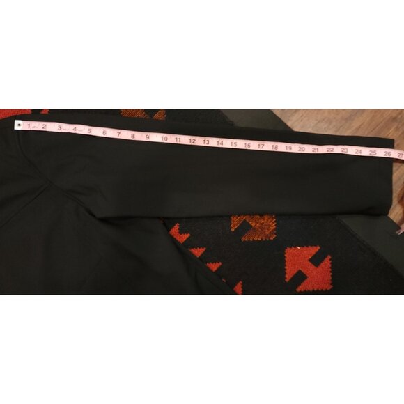 Swiss Tech Men's XL Black Softshell Jacket With Zipper Pockets & Adjustable Hem - Picture 15 of 16